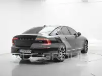 2021 Volvo S90