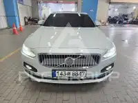 2021 Volvo S90