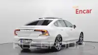 2021 Volvo S90