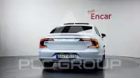 2021 Volvo S90