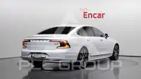 2021 Volvo S90