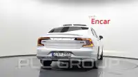 2021 Volvo S90