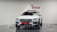 2021 Volvo V90