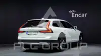 2021 Volvo V90