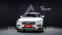 2021 Volvo V90