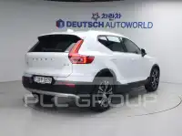 2021 Volvo XC40