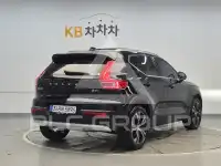 2021 Volvo XC40