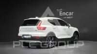 2021 Volvo XC40
