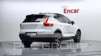 2021 Volvo XC40