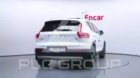 2021 Volvo XC40