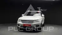 2021 Volvo XC40