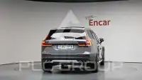 2021 Volvo V60