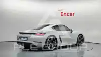 2021 Porsche 718