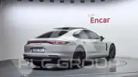 2021 Porsche Panamera