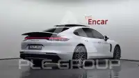 2021 Porsche Panamera