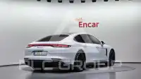 2021 Porsche Panamera