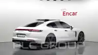2021 Porsche Panamera