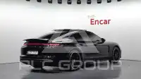 2021 Porsche Panamera