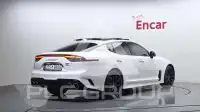 2021 KIA Stinger