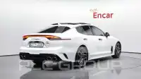 2021 KIA Stinger