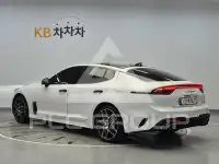 2021 KIA Stinger