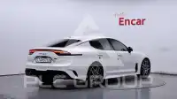 2021 KIA Stinger