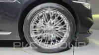 2021 Genesis G90