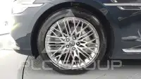2021 Genesis G90