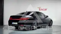 2021 Genesis G90