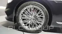 2021 Genesis G90