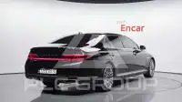 2021 Genesis G90