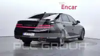 2021 Genesis G90