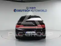 2021 Genesis G90