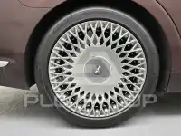2021 Genesis G90