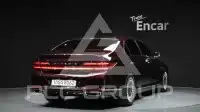2021 Genesis G90