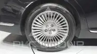 2021 Genesis G90