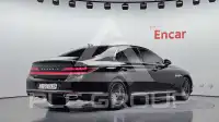 2021 Genesis G90
