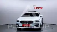2021 Volvo S90