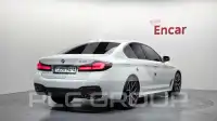 2022 BMW 530M