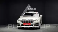 2022 BMW 740M
