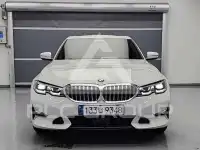 2022 BMW 320