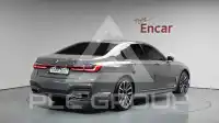 2022 BMW 745M