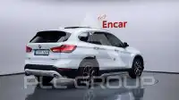2022 BMW X1