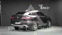 2022 BMW X4