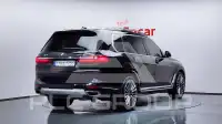 2022 BMW X7