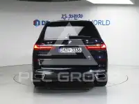 2022 BMW X7M