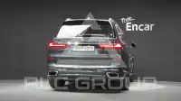2022 BMW X7