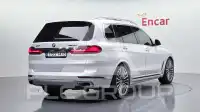 2022 BMW X7