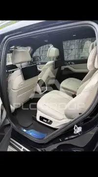2022 BMW X7M