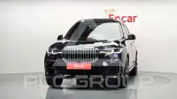 2022 BMW X7M